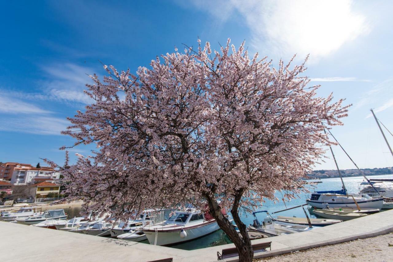 Apartmani Island Trogir Zewnętrze zdjęcie